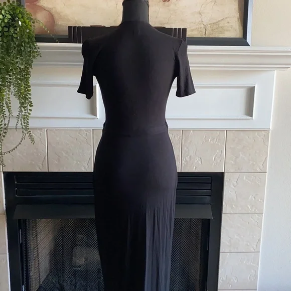 ☀️3/$15 Forever 21 Long Black Wrap-Tie Dress - Picture 4 of 4